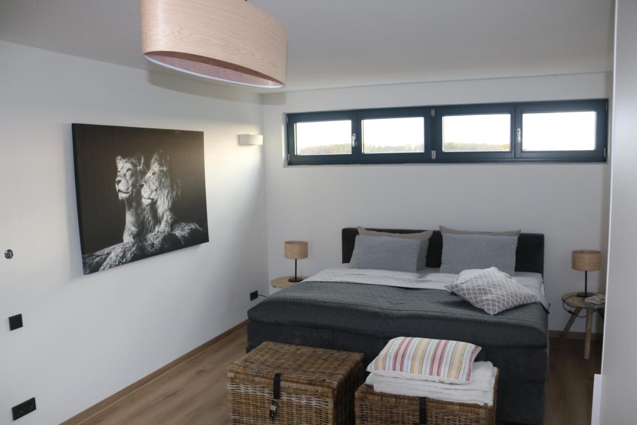Moderne Barrierefreie Wohnung Auf Dem Land Bei Neuruppin Lichtenberg  Exterior photo
